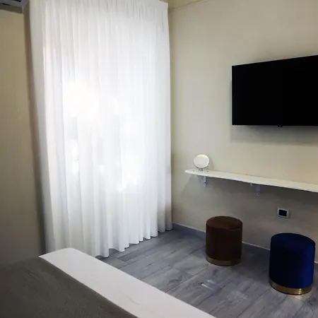 아파트 Zibakhome